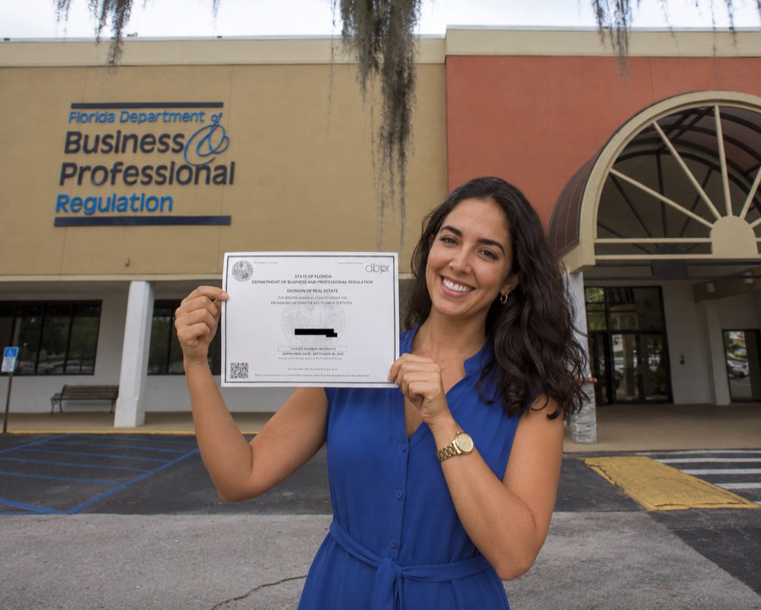 Giulia M., licensed real estate agent